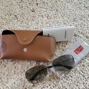 Ray Ban aviators